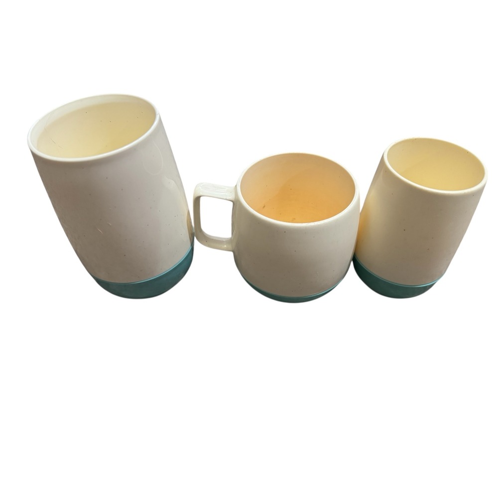 Vintage Vacron Ware Bopp-Decker Plastics Mugs Tumblers Turquoise Cream Set of‎ 3